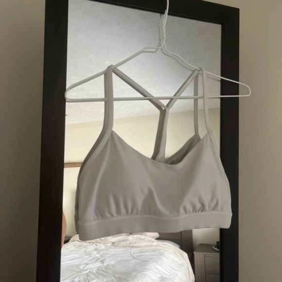 Lululemon - Picture 2 of 2